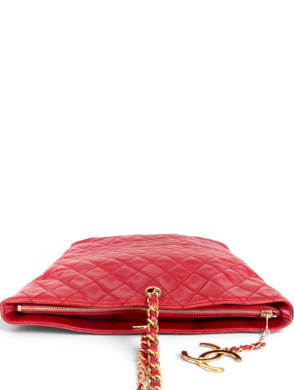Chanel Red Quilted Lambskin CC Logo Charm Chain Tote Bag Vintage - Picture 4 of 11